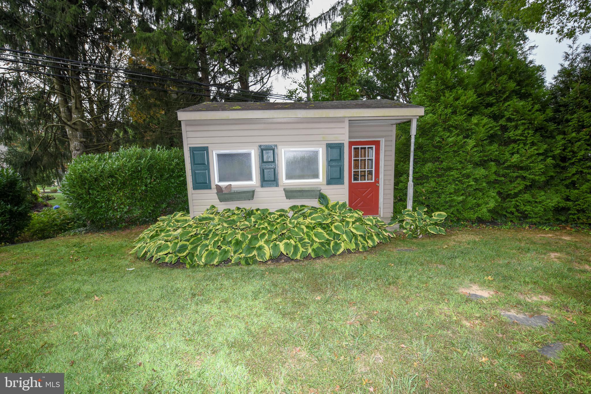 556 Alexander Road Huntingdon Valley, PA 19006 - Photo 9 of 79 Gallery Image 9