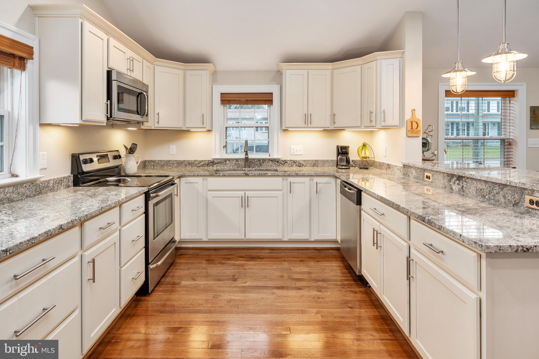 7807 Linthicum Road Pasadena, MD 21122 - Photo 8 of 33 Gallery Image 8