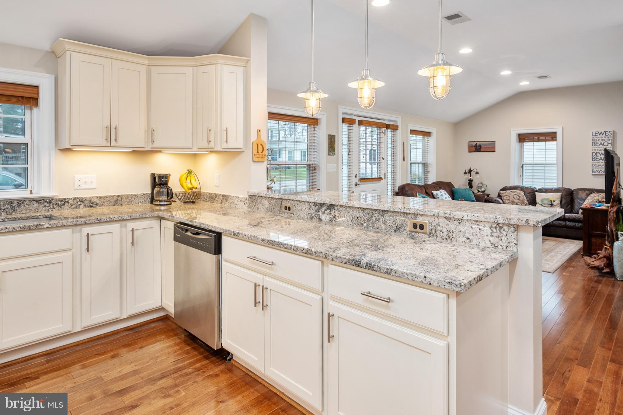 7807 Linthicum Road Pasadena, MD 21122 - Photo 9 of 33 Gallery Image 9