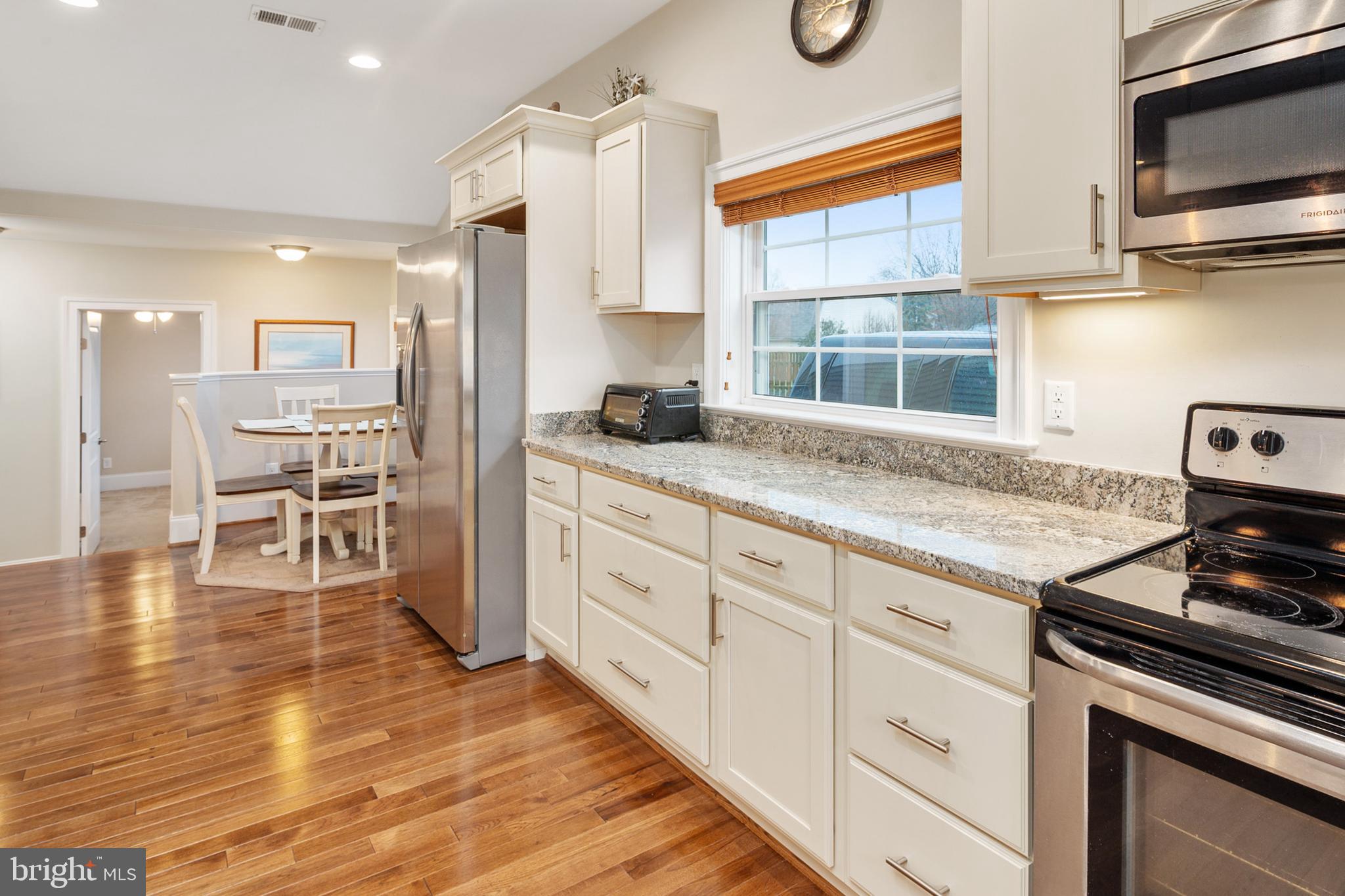 7807 Linthicum Road Pasadena, MD 21122 - Photo 10 of 33 Gallery Image 10