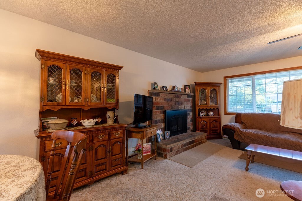 531 Collins Street Forks, WA 98331 - Photo 6 of 37 Gallery Image 6