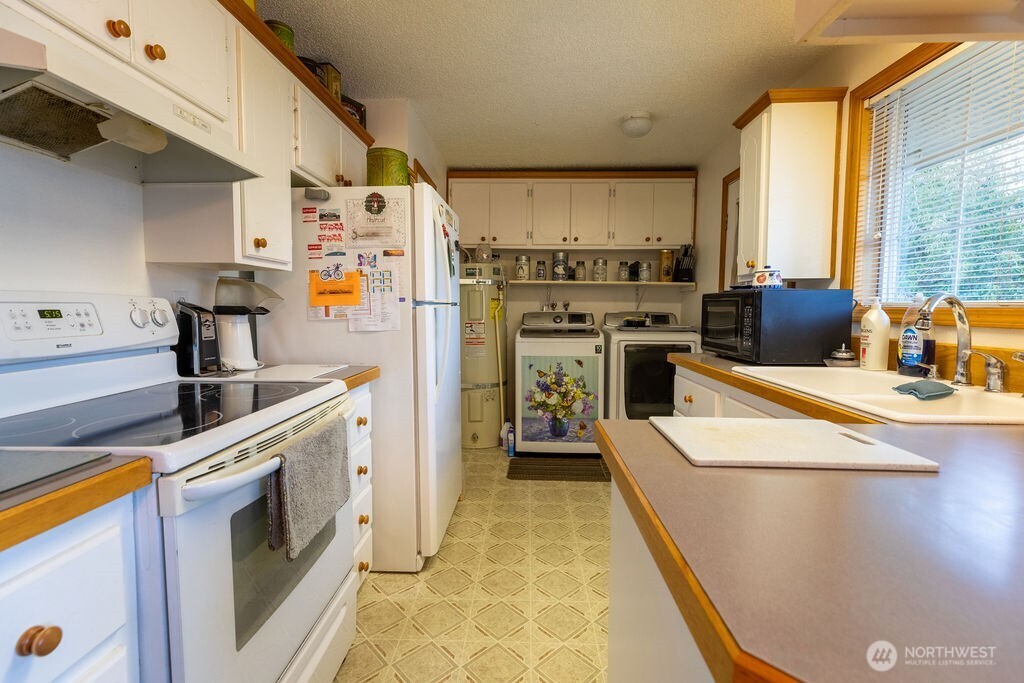 531 Collins Street Forks, WA 98331 - Photo 8 of 37 Gallery Image 8
