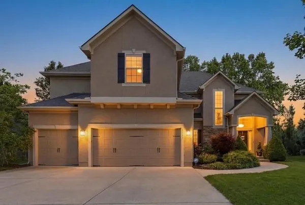 $635,000 | 1413 Northeast Kenwood Circle, Lee's Summit, MO 64064