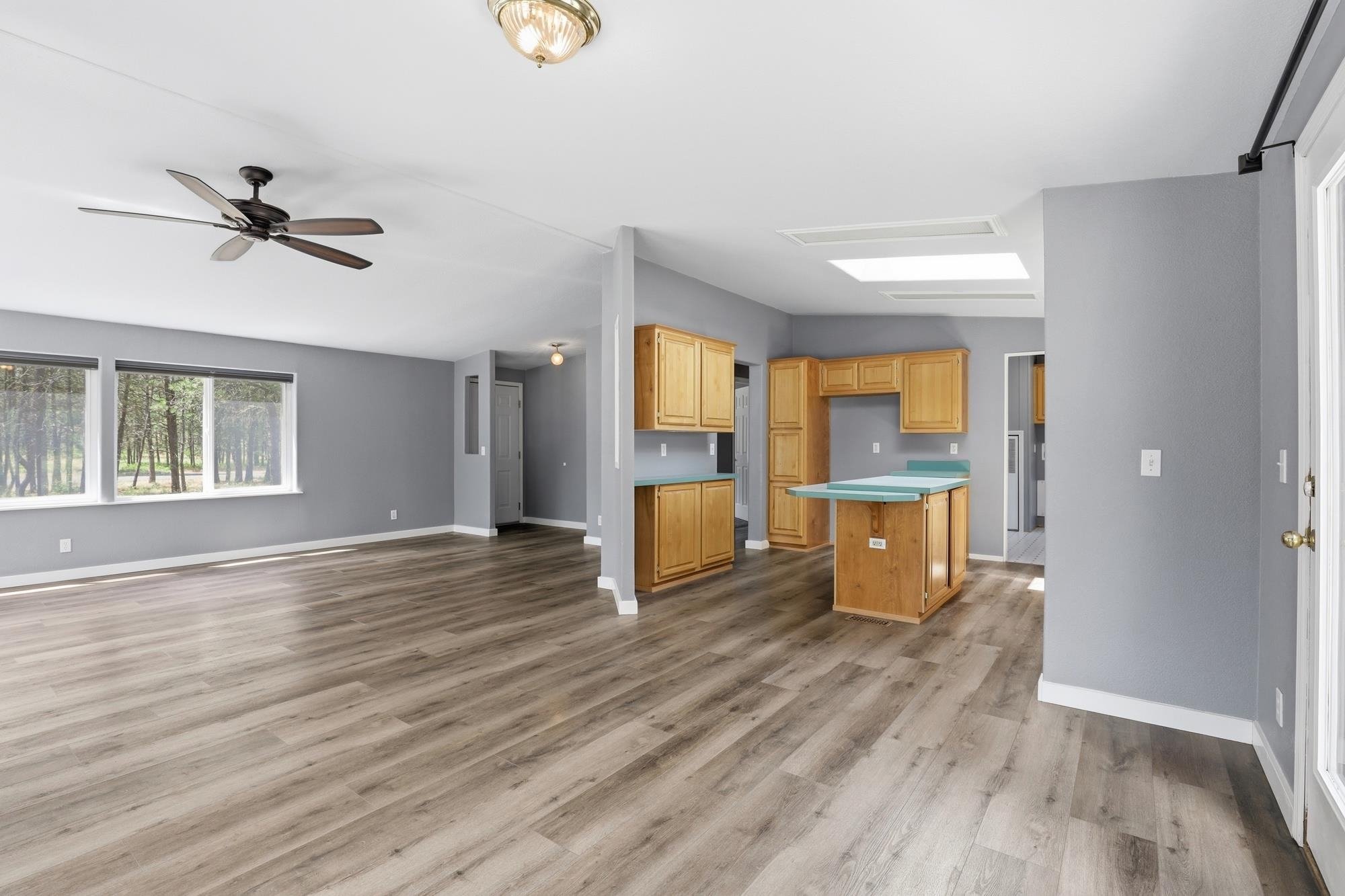 18507 South Nevada Street Spangle, WA 99031 - Photo 9 of 46