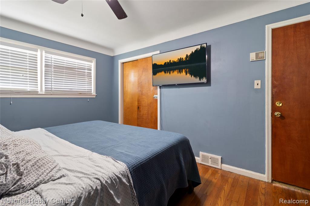 18027 Strathmoor Street Detroit, MI 48235 - Photo 20 of 41 Gallery Image 20