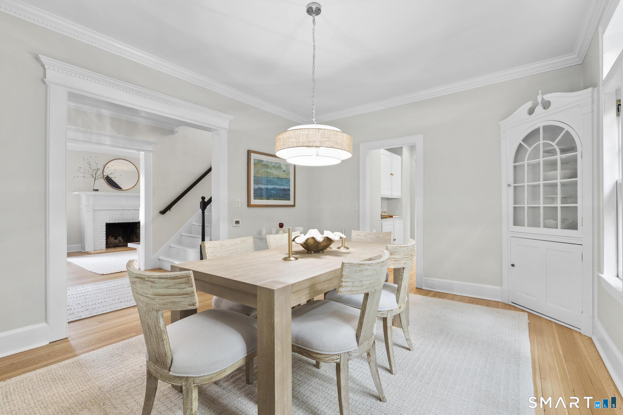307 Old Post Road Fairfield, CT 06824 - Photo 6 of 40 Gallery Image 6