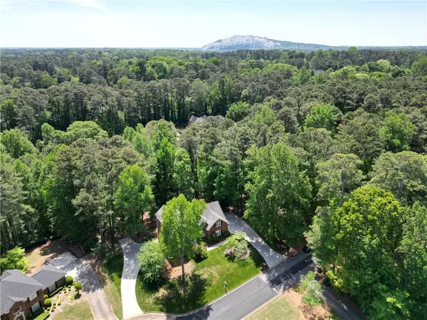 $625,000 | 520 Mountainbrooke Circle Southwest, Stone Mountain, GA 30087
