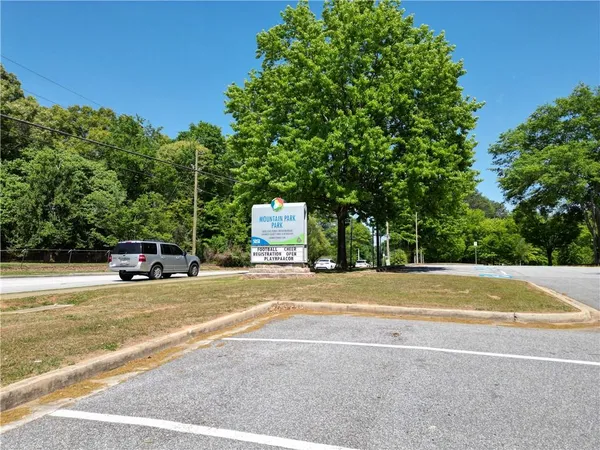 $625,000 | 520 Mountainbrooke Circle Southwest, Stone Mountain, GA 30087