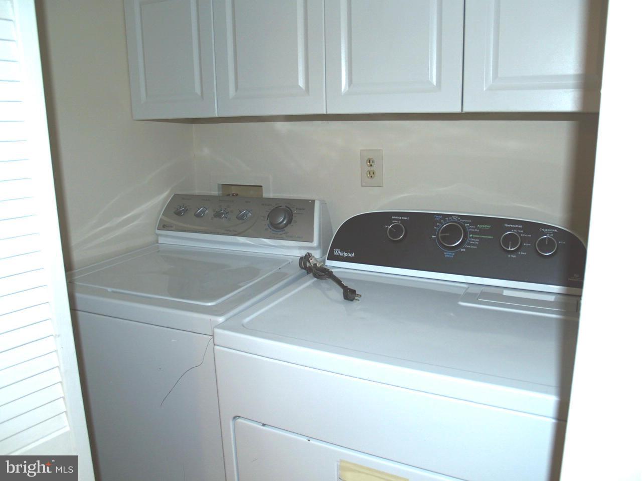 11503 Dewey Road Silver Spring, MD 20906 - Photo 20 of 27 Interior (General)