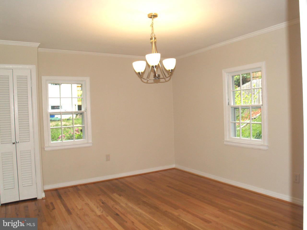 11503 Dewey Road Silver Spring, MD 20906 - Photo 7 of 27 Dining Room
