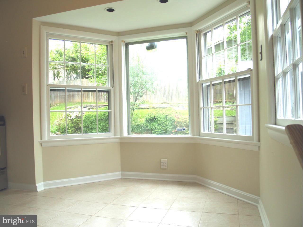 11503 Dewey Road Silver Spring, MD 20906 - Photo 9 of 27 Kitchen