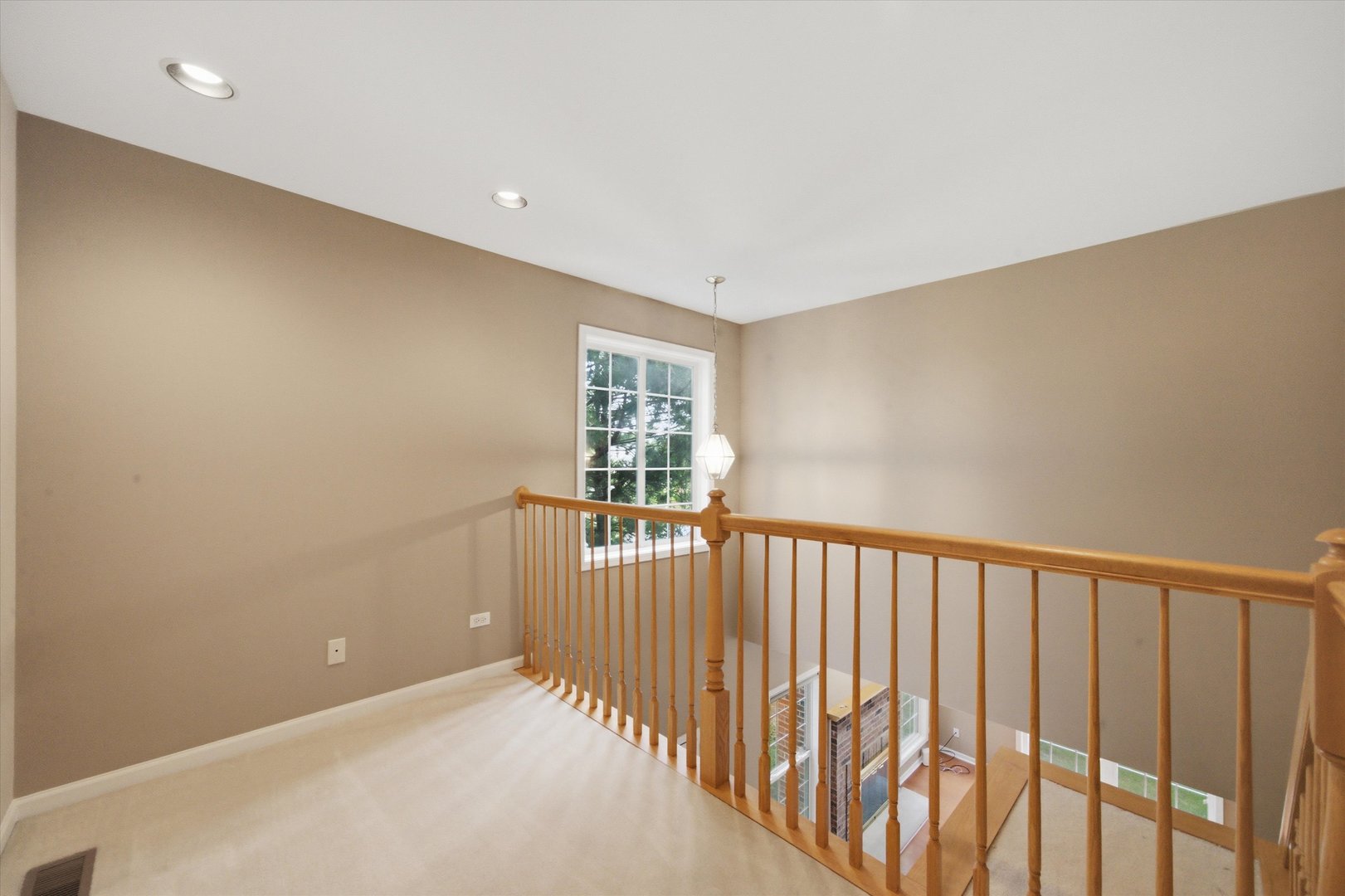 5451 McDonough Road Hoffman Estates, IL 60192 - Photo 19 of 48