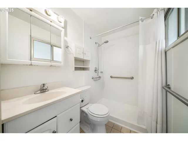 $490,000 | 13222 Northeast Fremont Street, Portland, OR 97230