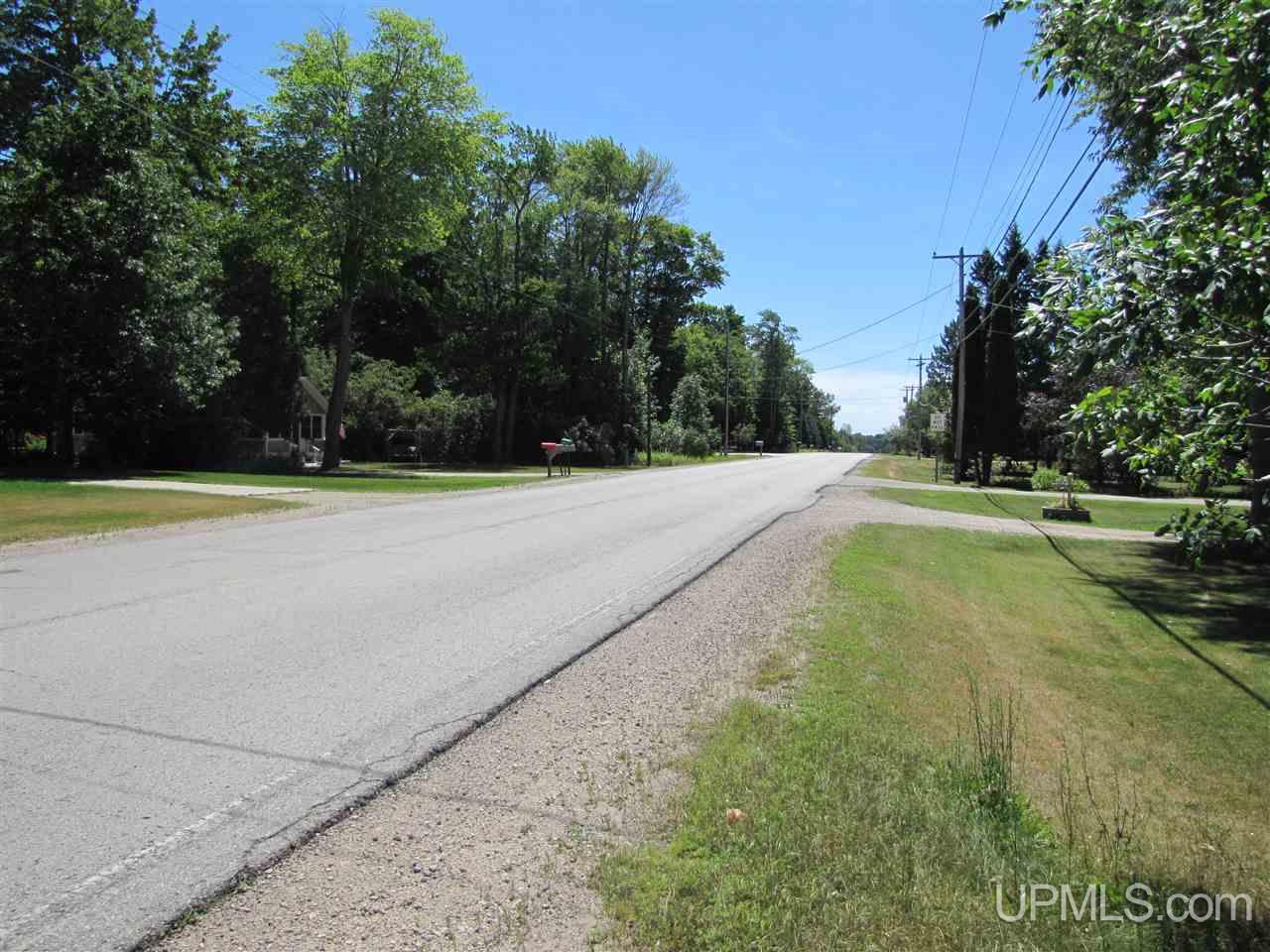 7597 County 426 M.5 Road Gladstone, MI 49837 - Photo 3 of 4 Gallery Image 3