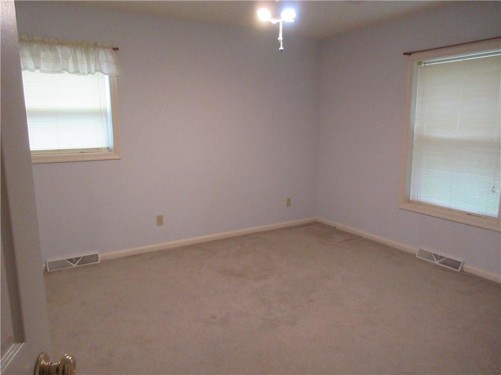 101 Springhouse Drive Butler, PA 16001 - Photo 11 of 19 Gallery Image 11