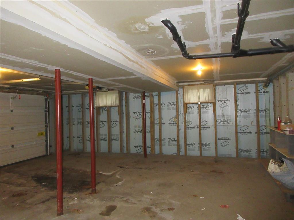 101 Springhouse Drive Butler, PA 16001 - Photo 16 of 19 Gallery Image 16
