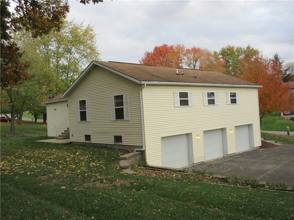 101 Springhouse Drive Butler, PA 16001 - Photo 3 of 19 Gallery Image 3