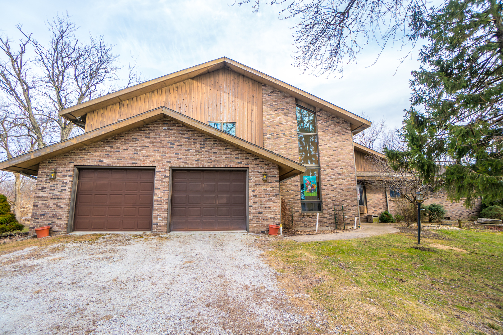 444 North Eagle Island Road Kankakee, IL 60901 - Photo 1 of 37