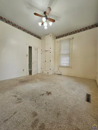$75,000 | 221 East Lincoln Street, Madison, KS 66860
