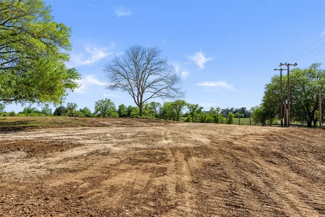 a view of an outdoor space and yard