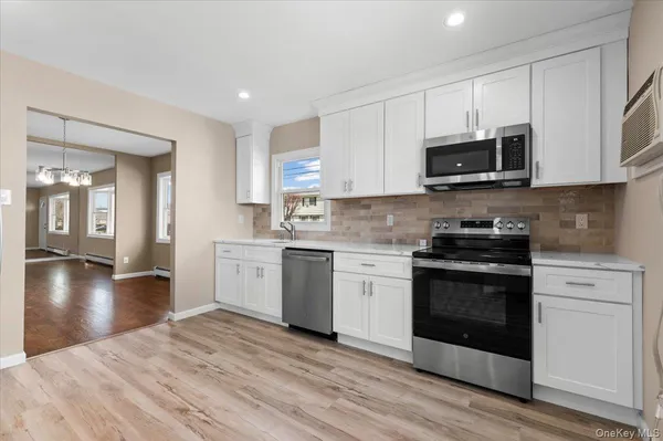 $4,500 | 1461 10th Street, West Babylon, NY 11704