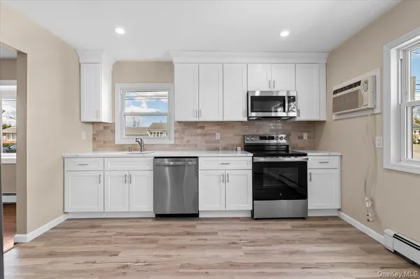 $4,500 | 1461 10th Street, West Babylon, NY 11704