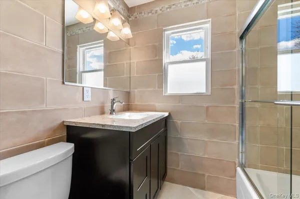 $4,500 | 1461 10th Street, West Babylon, NY 11704