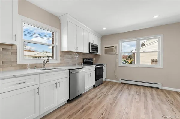 $4,500 | 1461 10th Street, West Babylon, NY 11704