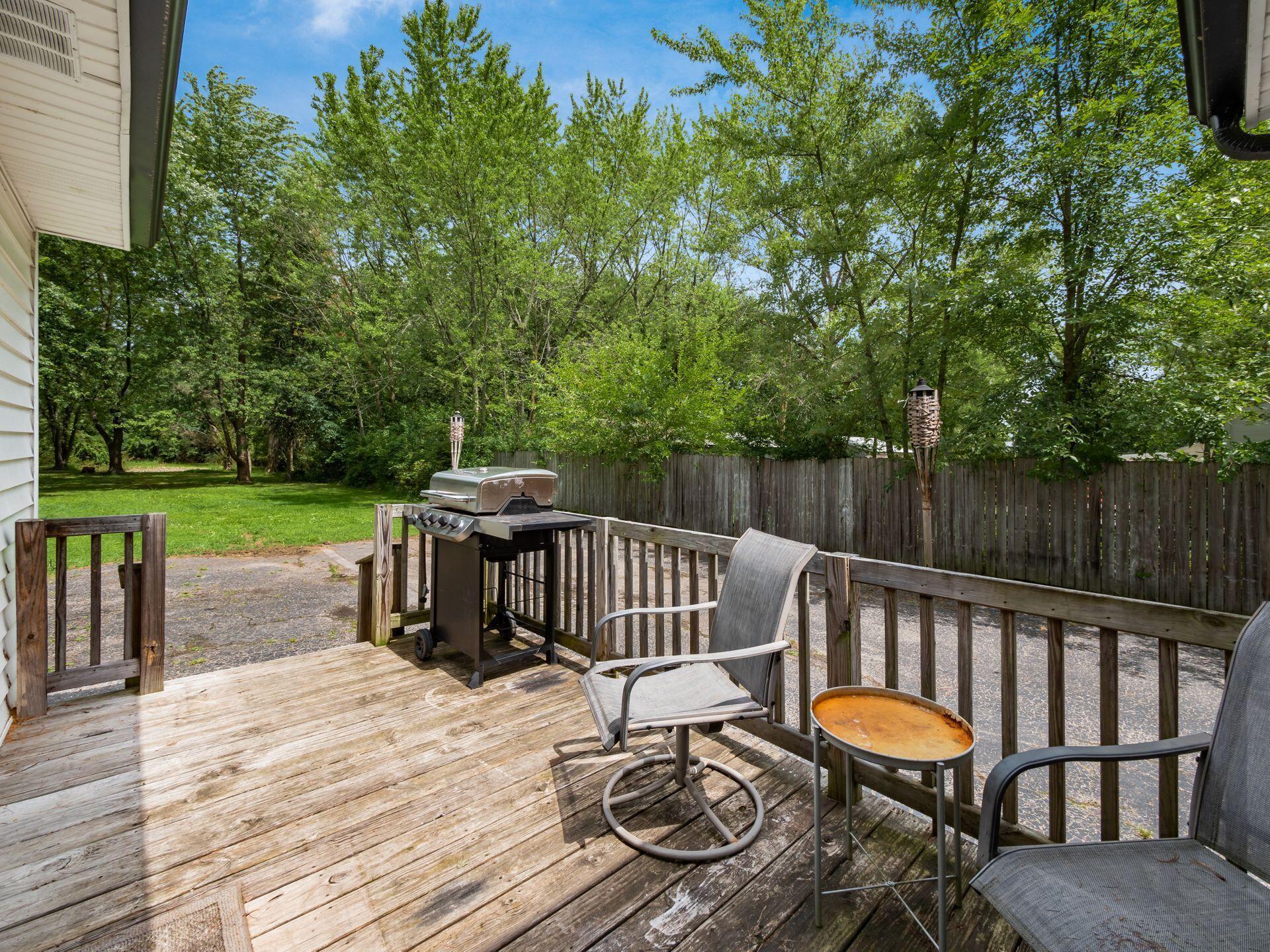 11061 Fancher Road Westerville, OH 43082 - Photo 17 of 24 Back Porch