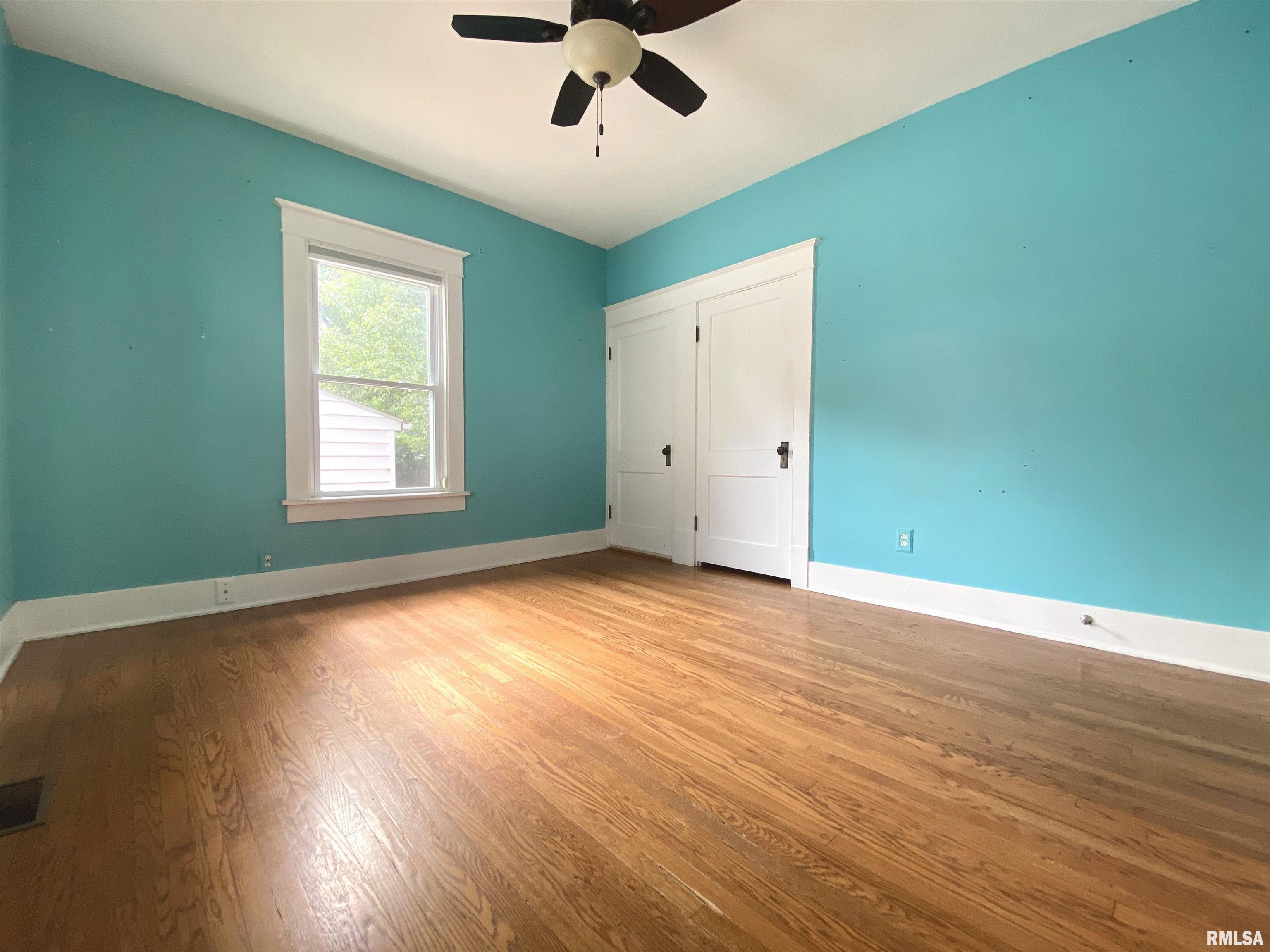 1620 Holmes Avenue Springfield, IL 62704 - Photo 19 of 40 Gallery Image 19