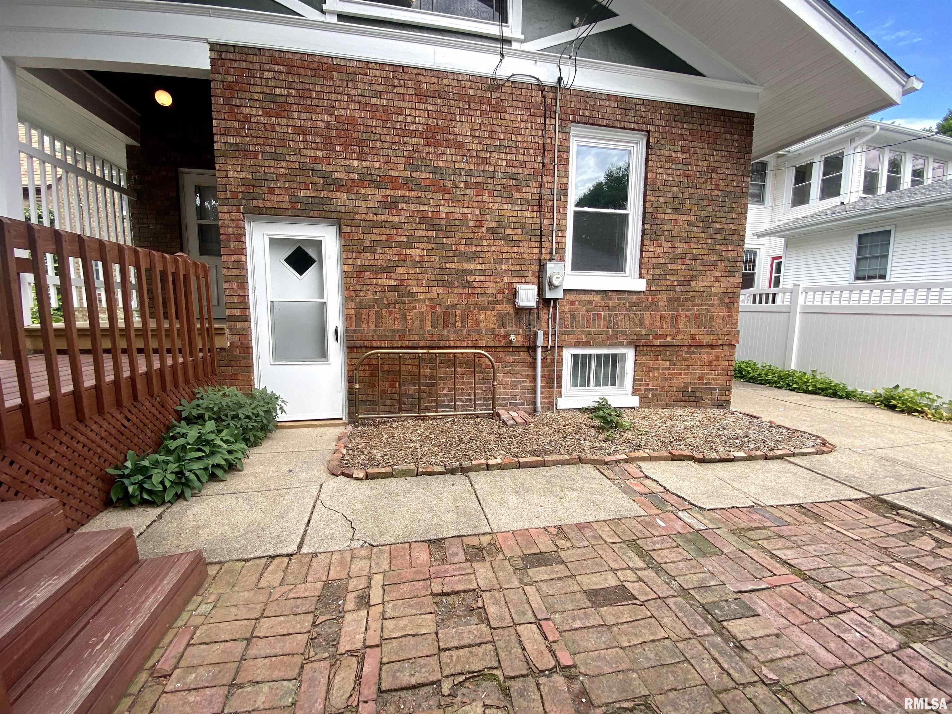 1620 Holmes Avenue Springfield, IL 62704 - Photo 26 of 40 Gallery Image 26
