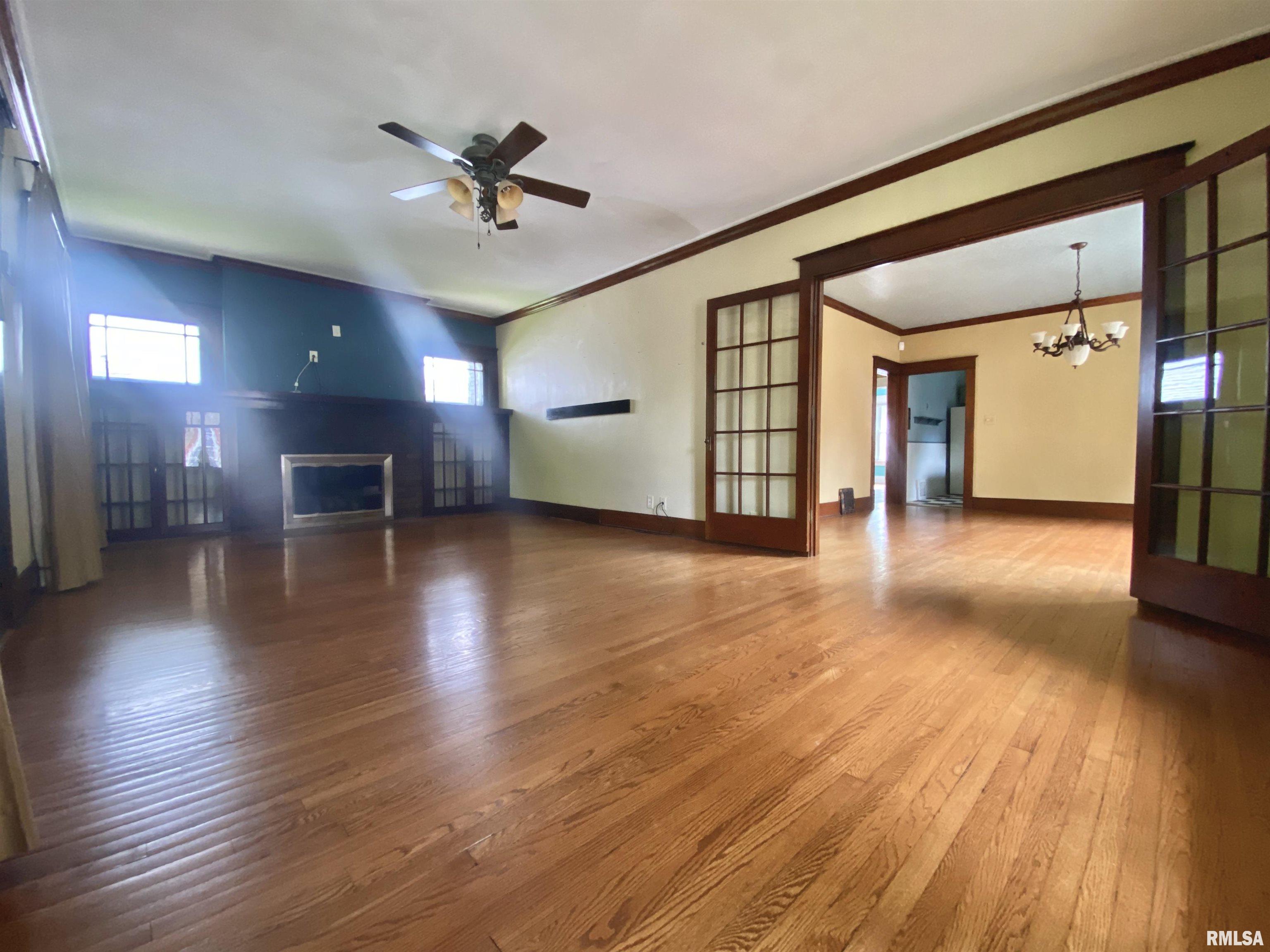 1620 Holmes Avenue Springfield, IL 62704 - Photo 7 of 40 Gallery Image 7