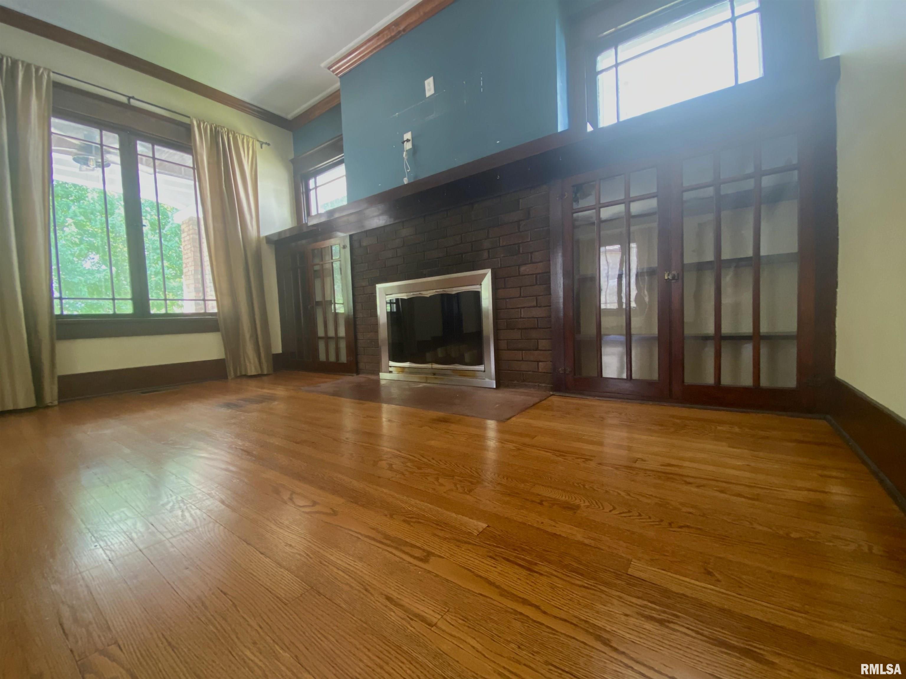 1620 Holmes Avenue Springfield, IL 62704 - Photo 8 of 40 Gallery Image 8