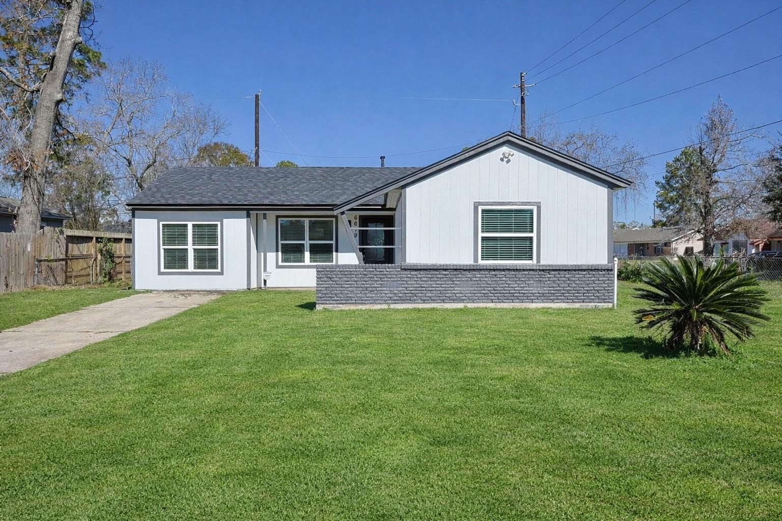 Lawn is Virtually Enhanced