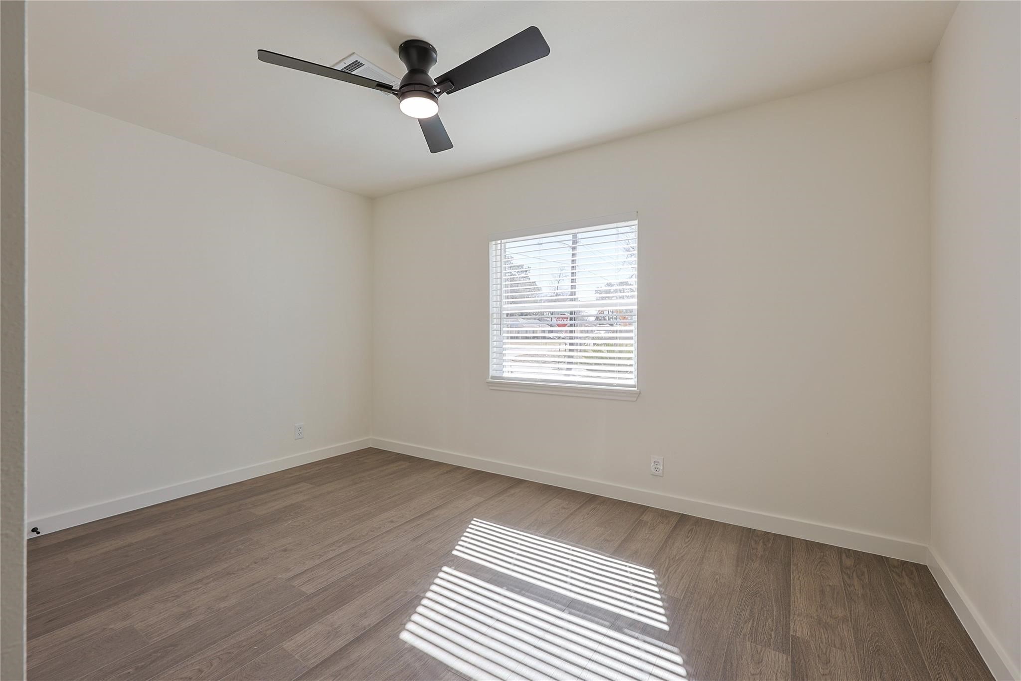 6619 Cobalt Street Houston, TX 77016 - Photo 20 of 25