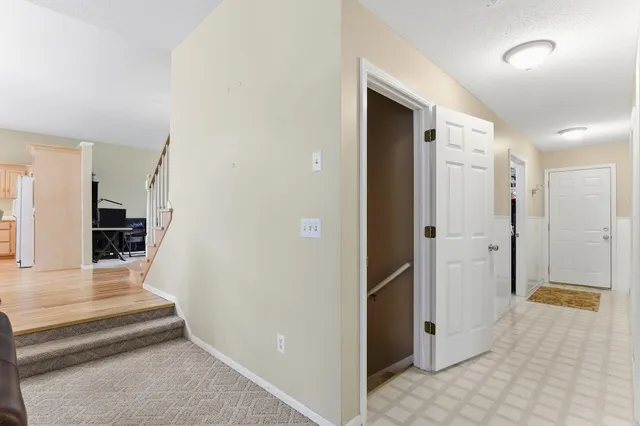 $474,900 | 2131 Viking Boulevard Northwest, Oak Grove, MN 55011