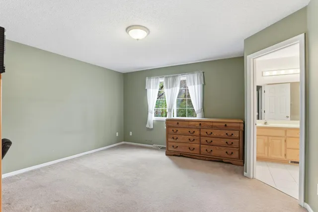 $474,900 | 2131 Viking Boulevard Northwest, Oak Grove, MN 55011