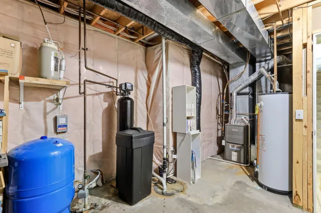 $474,900 | 2131 Viking Boulevard Northwest, Oak Grove, MN 55011