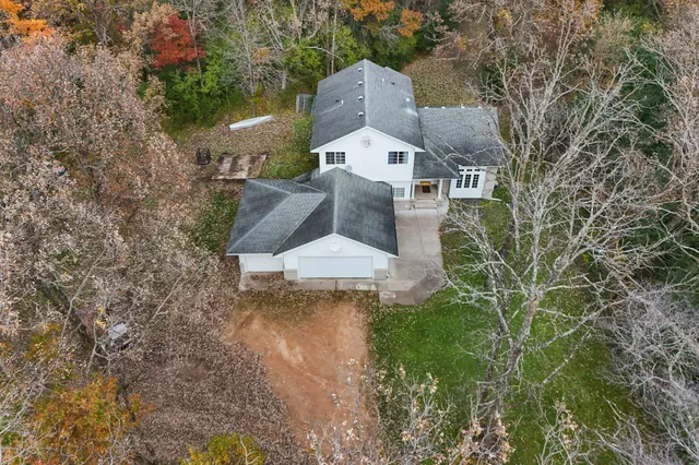 $474,900 | 2131 Viking Boulevard Northwest, Oak Grove, MN 55011