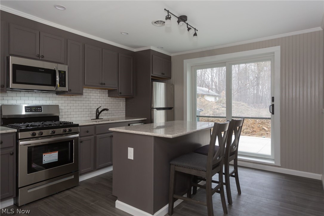 767 Gougler Road Akron, OH 44319 - Photo 9 of 29 Gallery Image 9