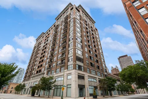 $325,000 | 849 North Franklin Street, Unit 1115, Chicago, IL 60610