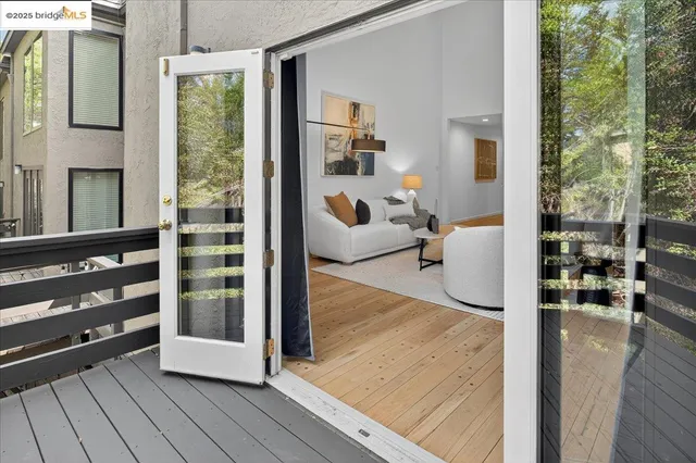 $1,148,000 | 97 Clarewood Lane, Oakland, CA 94618