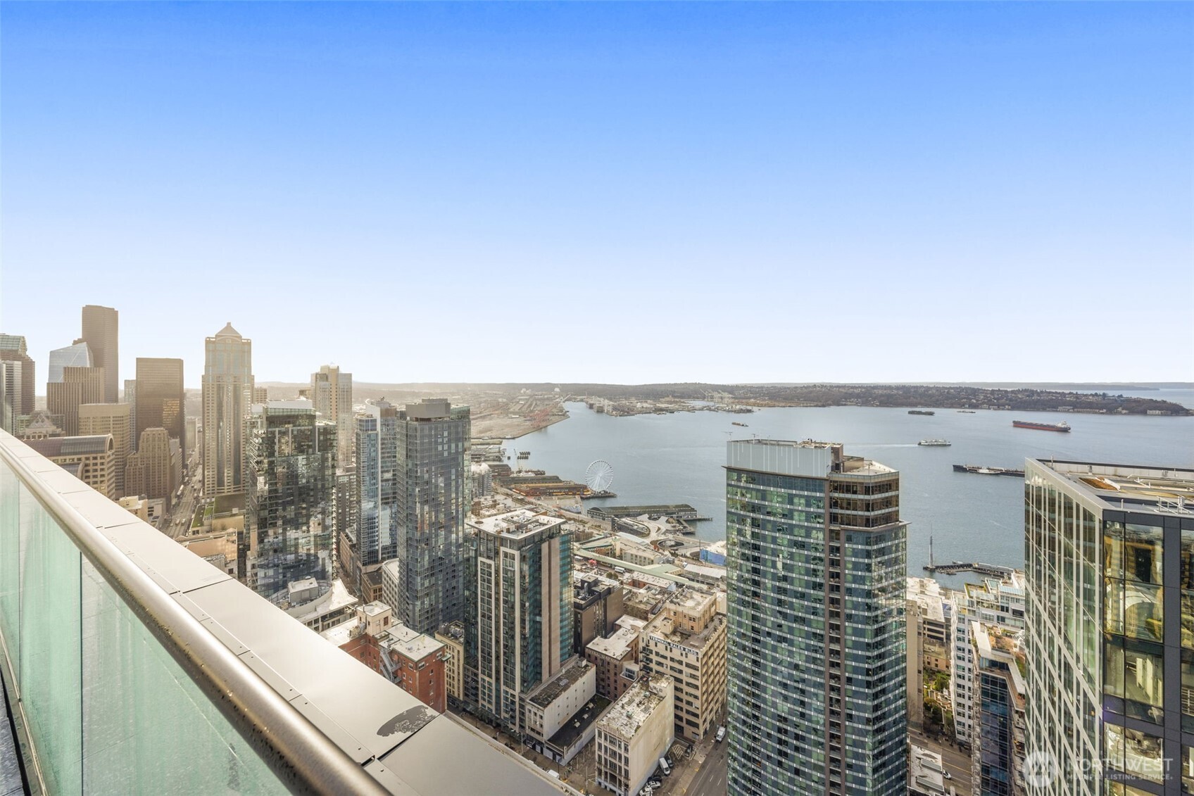 300 Virginia Street, Unit 3607 Seattle, WA 98101 - Photo 22 of 37 a view of a city skyline from a terrace