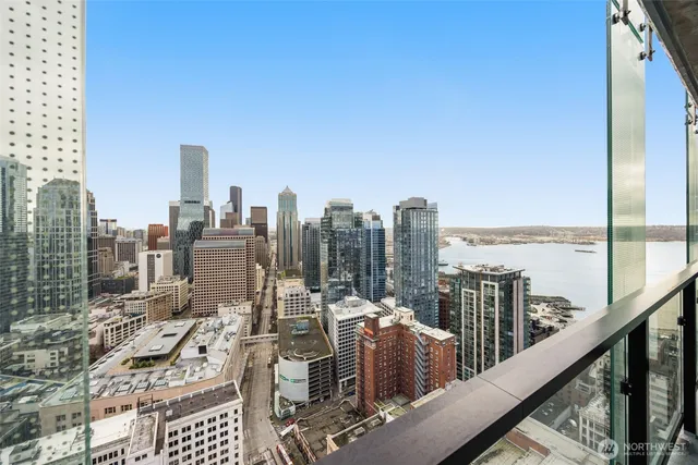 $885,000 | 300 Virginia Street, Unit 3607, Seattle, WA 98101