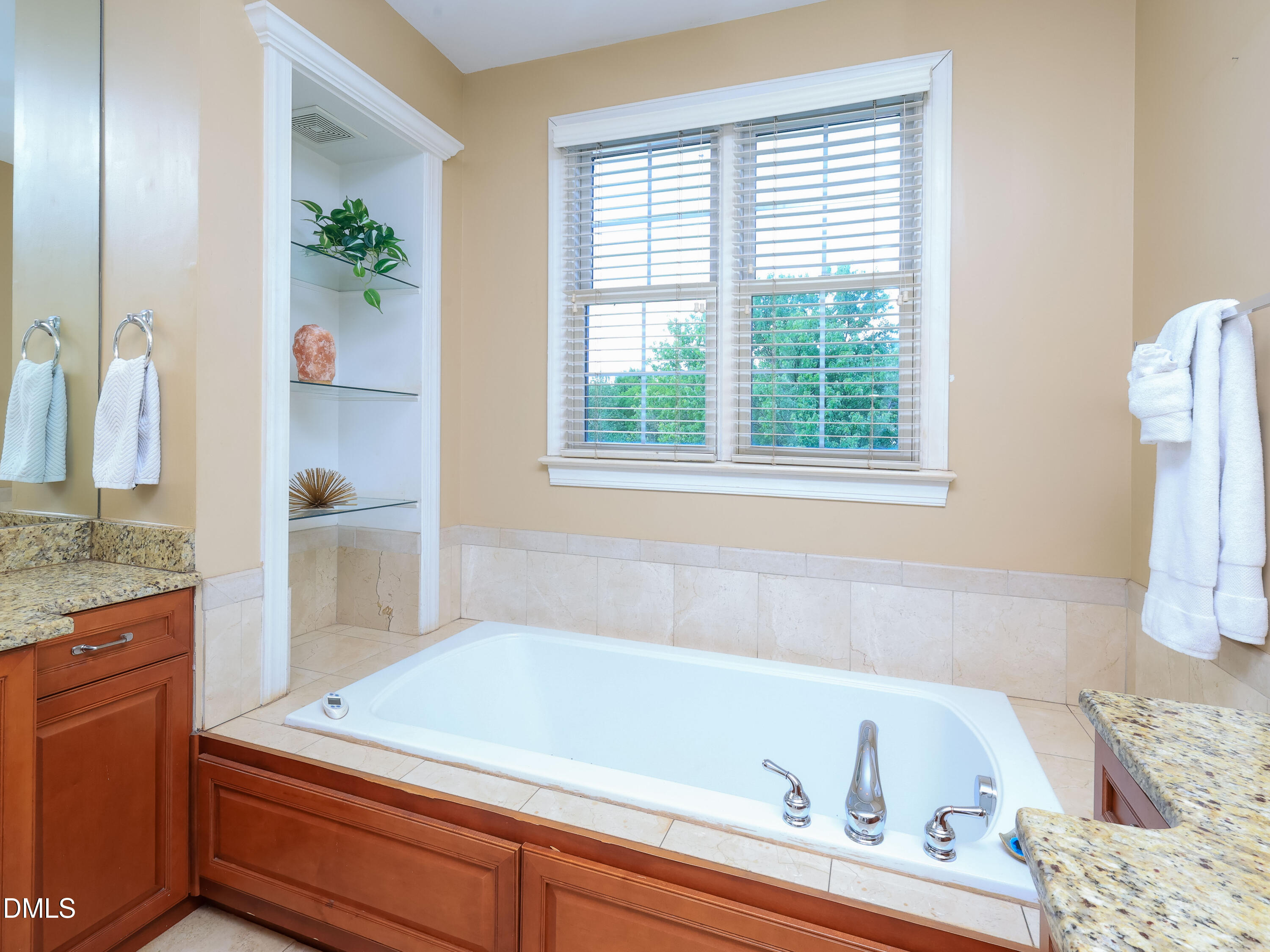 3925 Bentley Brook Drive Raleigh, NC 27612 - Photo 34 of 51 Primary Bath