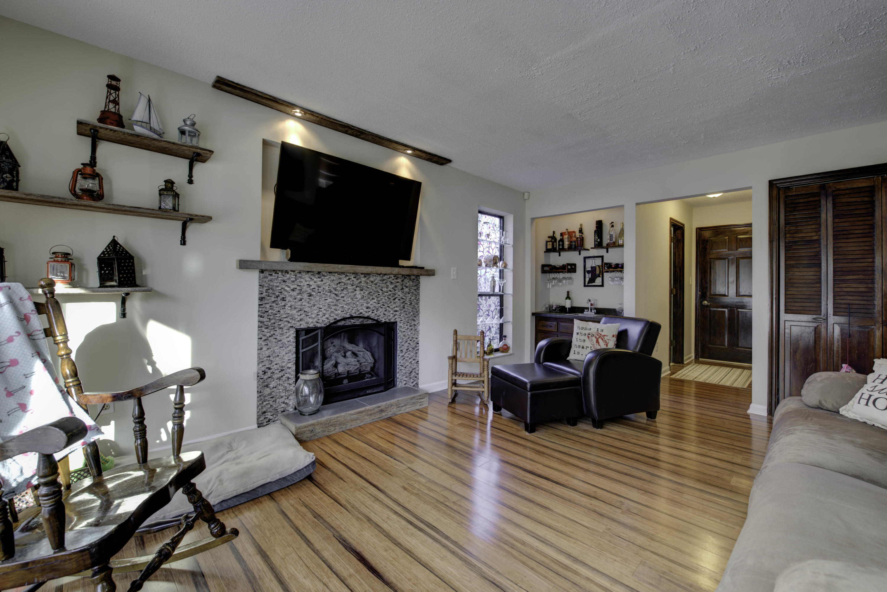 620 Riverbend Road Clinton, TN 37716 - Photo 15 of 37 15 (1)
