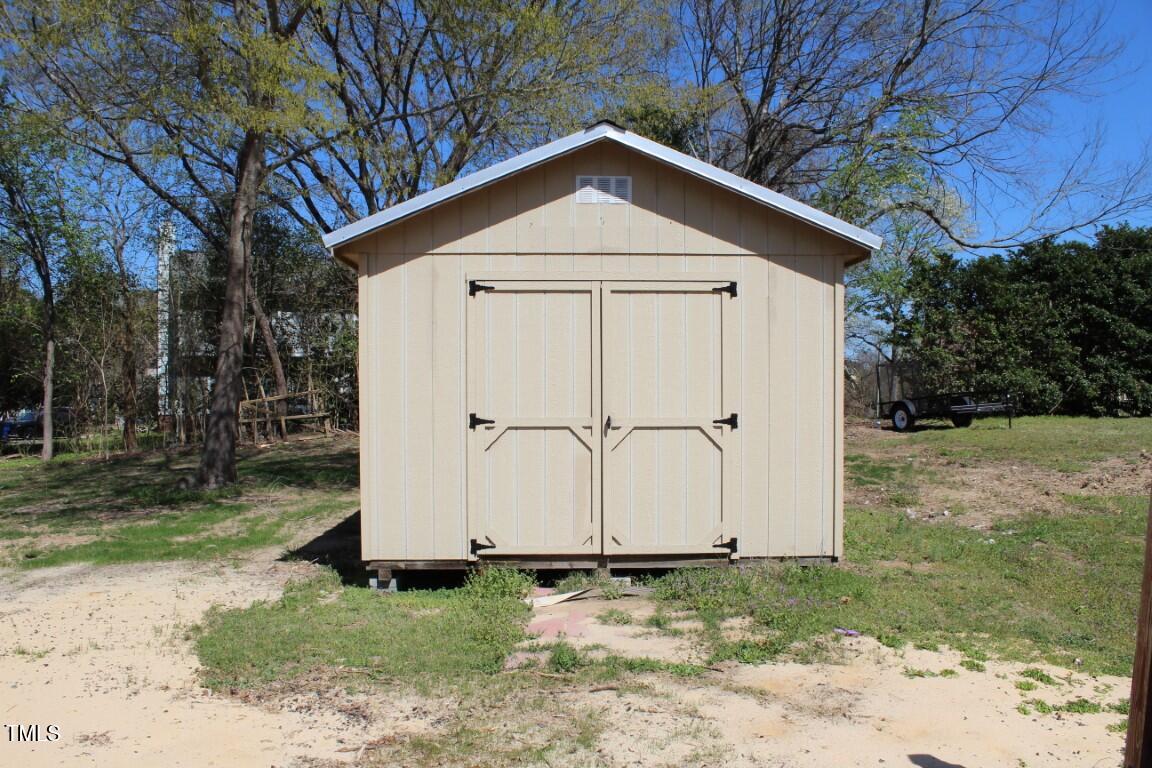 5301 Daleview Drive Raleigh, NC 27610 - Photo 4 of 7