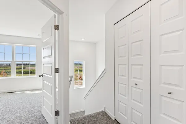 $309,990 | 1395 Oakfield Lane, Pingree Grove, IL 60140