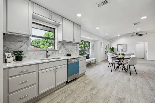 $589,000 | 101 Oakmont Drive, Trophy Club, TX 76262