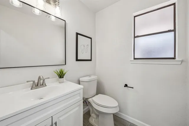 $589,000 | 101 Oakmont Drive, Trophy Club, TX 76262